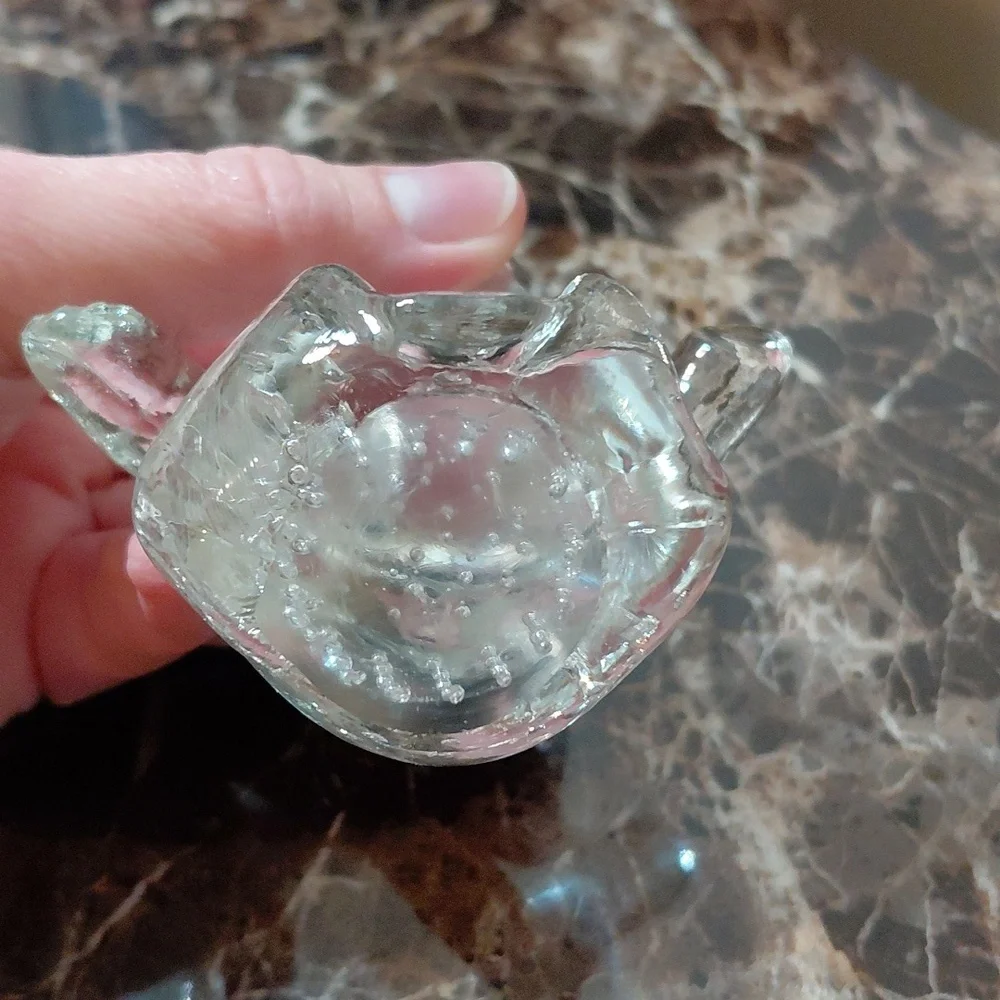 Vintage Controlled Bubbles Glass Sitting Teddy Bear Figurine Paperweight